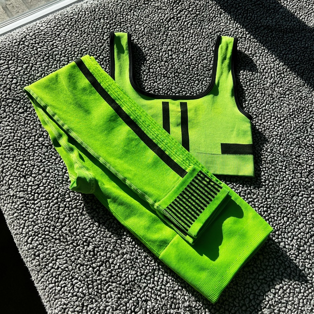 Fabletics two piece set